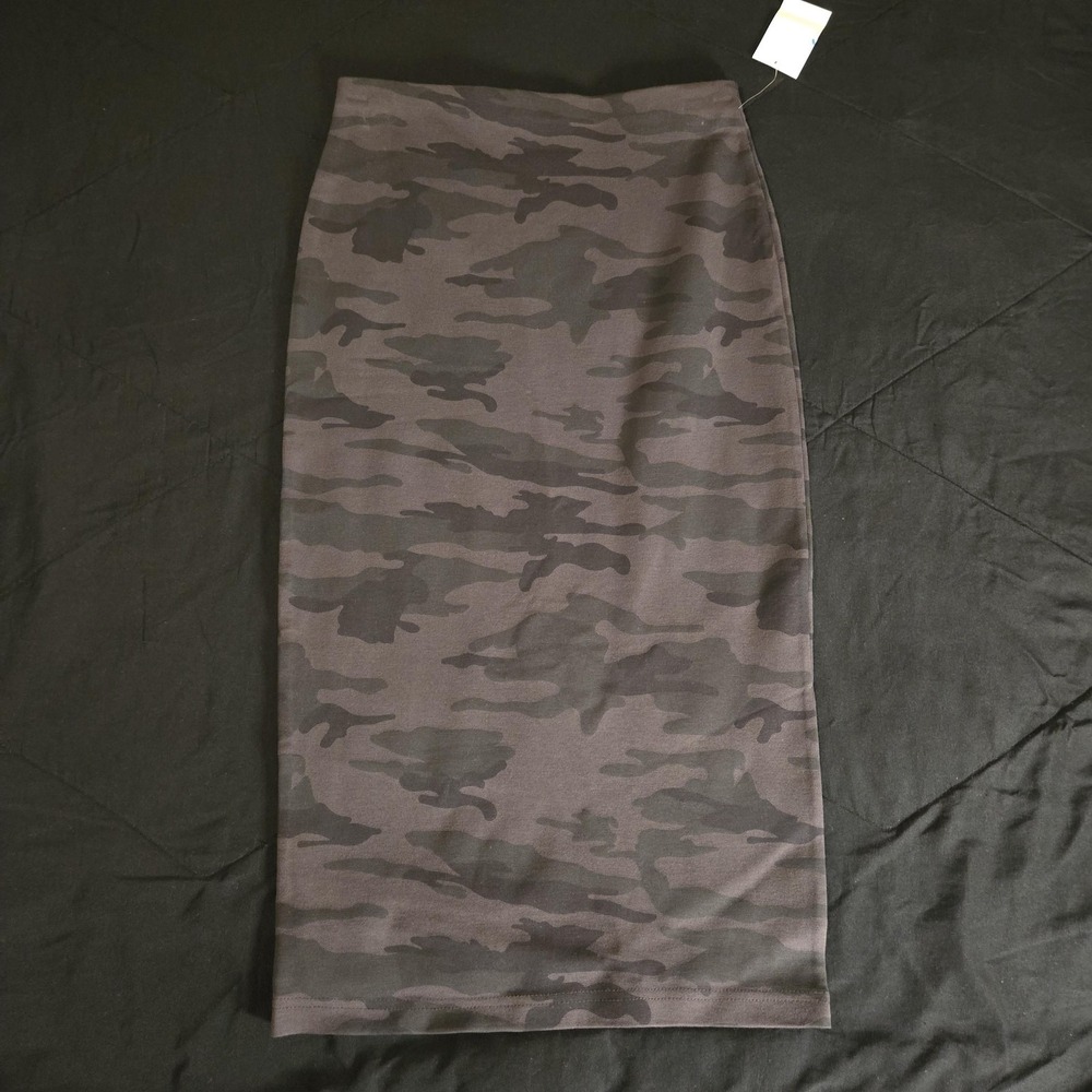 Sanctuary Skirt Womens XS Gray Camo Midi Pencil Stretch Knit Pull On Casual - Picture 5 of 8
